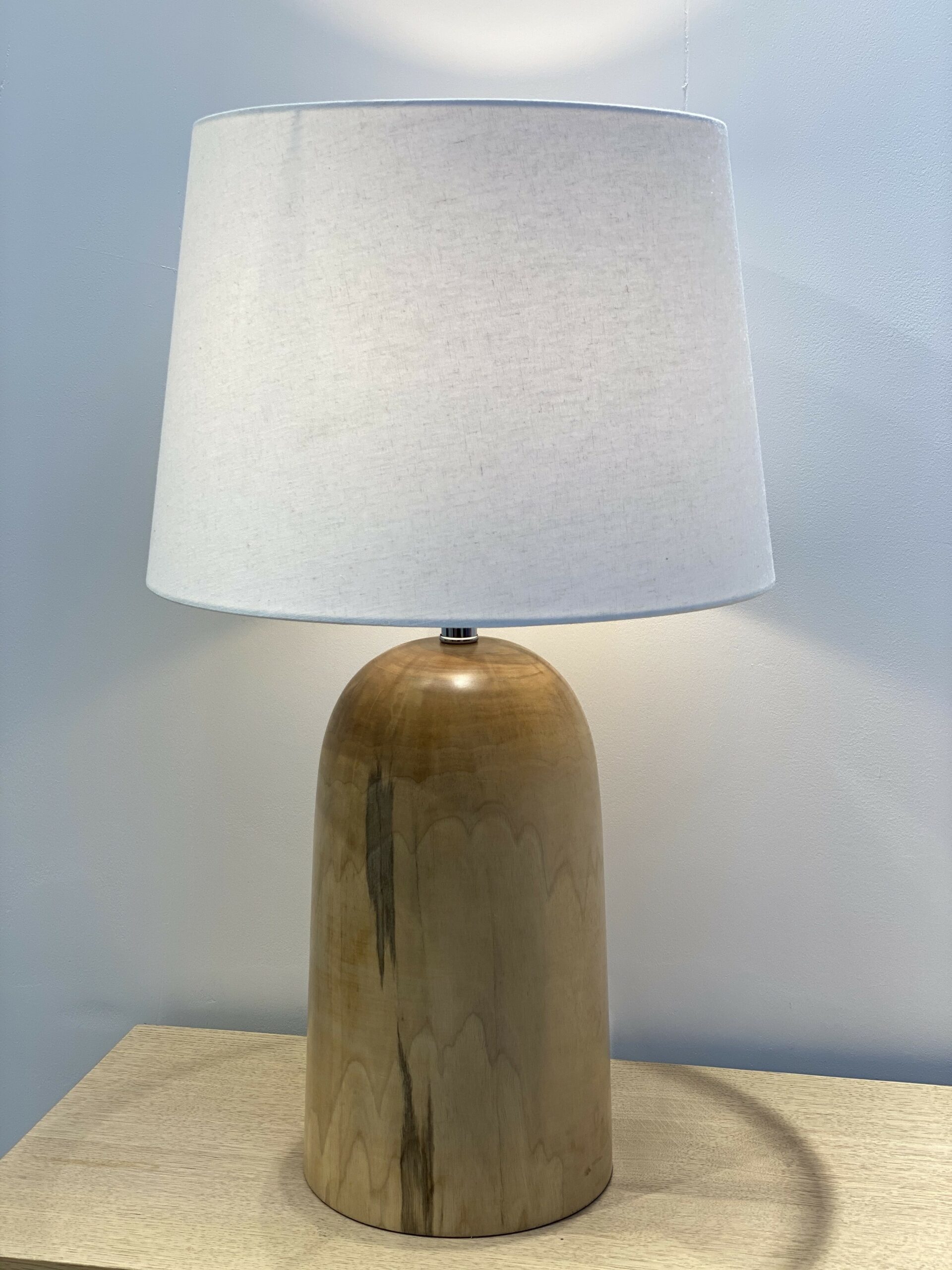 LAMP EN BOIS 40*40*67