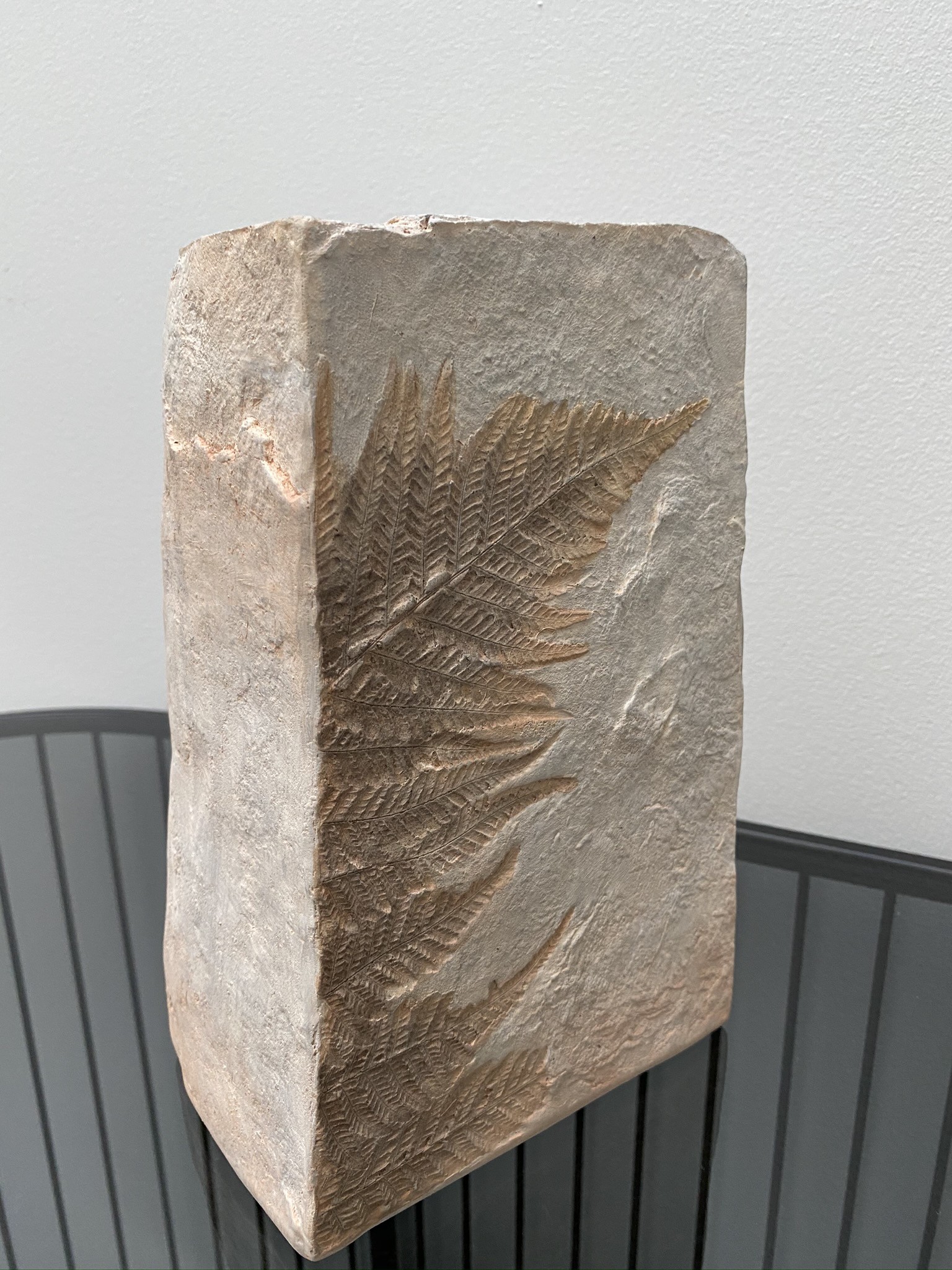 VASE FEUILLE FOSSILE 15