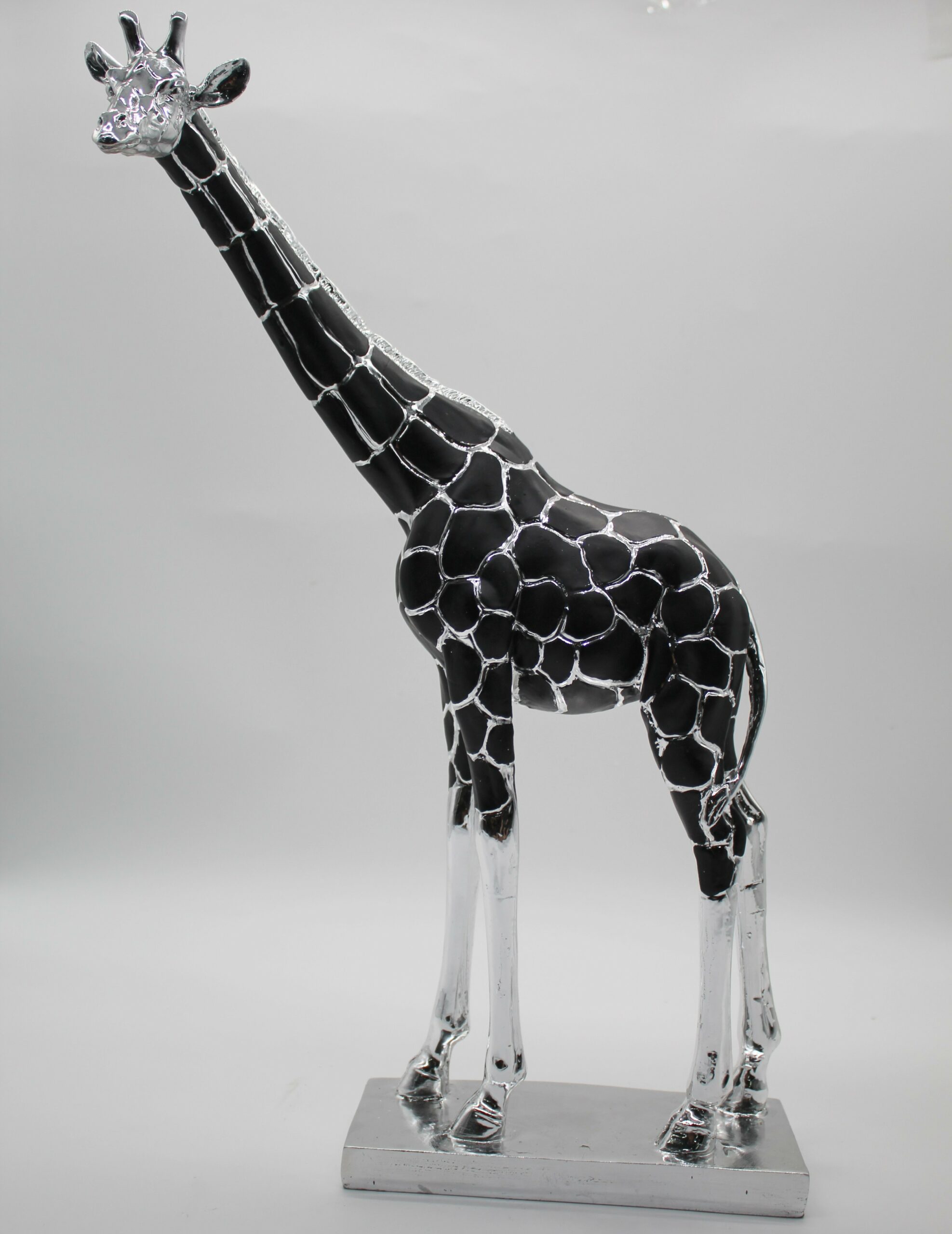 GIRAFE DEBOUT-NOIR ARGENT 37*23*51